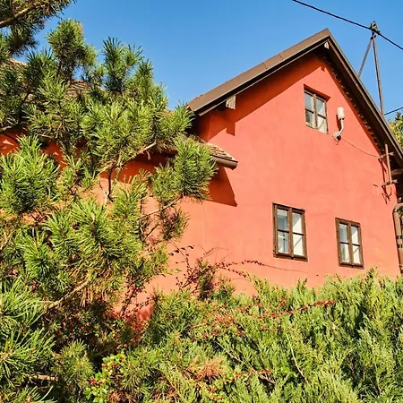 Rusty's Апартаменты